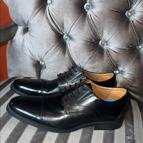 👔 Elite Clarks Whiddon Leather Cap Toe Oxfords 👞